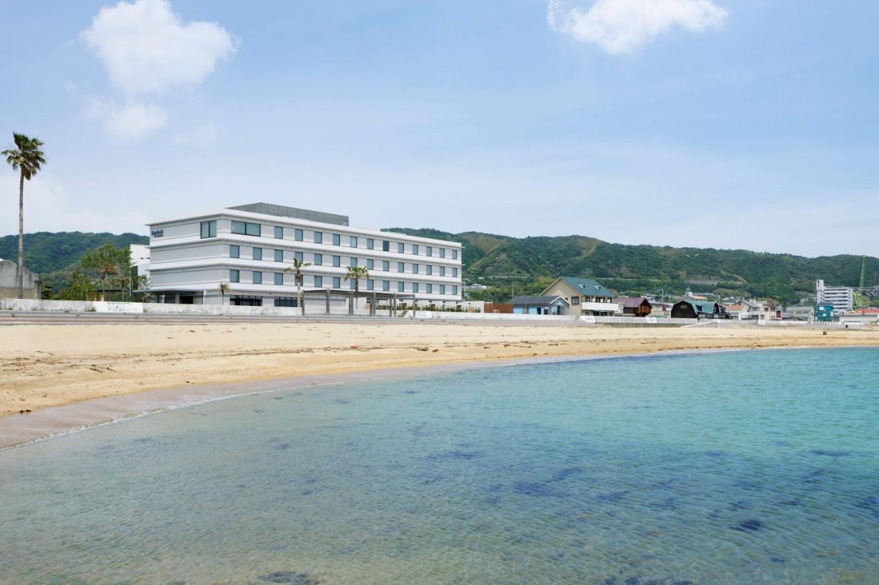 Отель Fairfield By Marriott Hyogo Awaji Higashiura Экстерьер фото